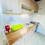 With Free Parking 5 Apartment Prague